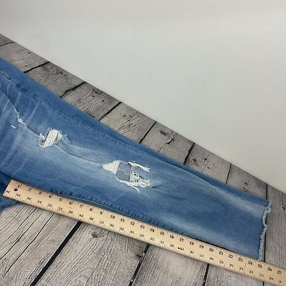 Torrid Crop Boyfriend Vintage Stretch Distressed Blue Jeans size 24 plus - Picture 12 of 12